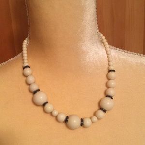 Beaded necklace